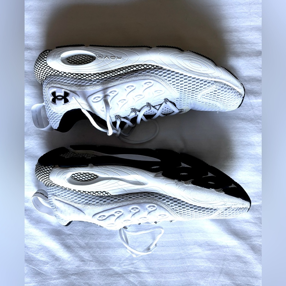 Under Armour Revenant Shoes - Picture 5 of 8